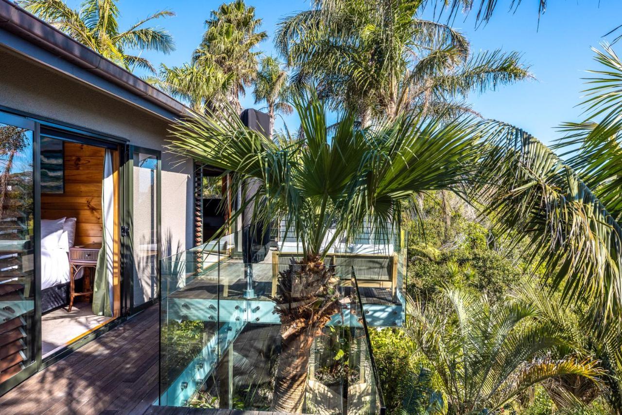 Palms On Kennedy Point - Waiheke Holiday home